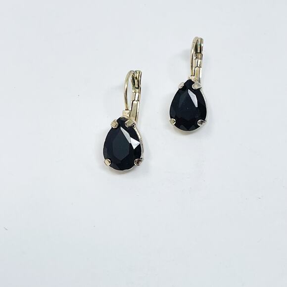 Black Teardrop Gemstone Earrings Gold Tone Fashion Statement - Picture 1 of 5